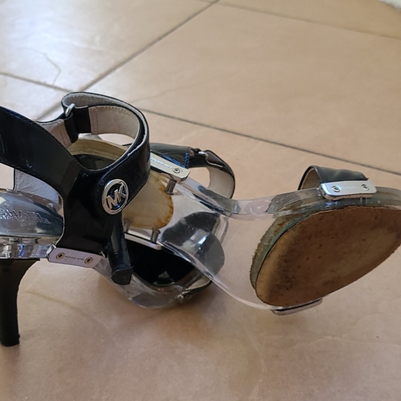 Michael Kors Sandals - Picture 6 of 10